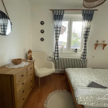 Liptovsky Domcek 度假居 Liptovský Mikuláš